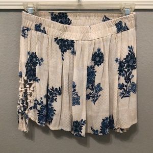 Flowy printed shorts. Never worn.